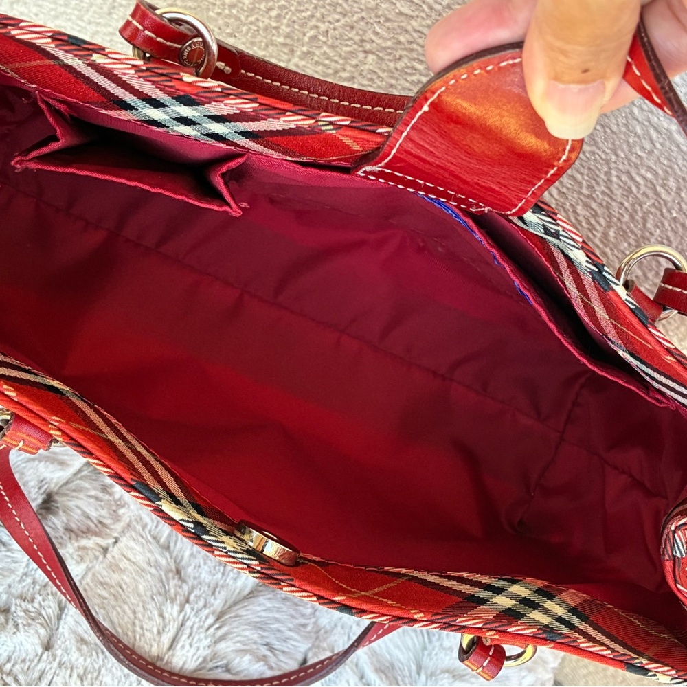 ❤️ Burberry Red Plaid Shoulder Bag - Picture 10 of 17